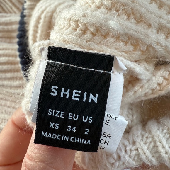 SHEIN V Neck Sweater Cream with Blue Detail SZ XS - Picture 3 of 3